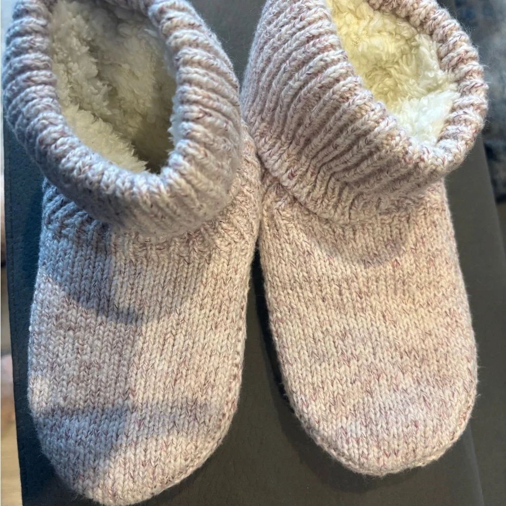 Lemon Women's Slipper Sock - Pink - Grip Bottoms size 5-7 - Picture 3 of 4